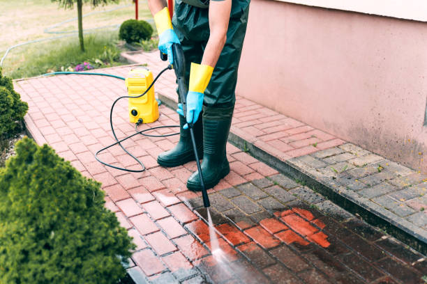 Best Commercial Pressure Washing  in New York Mills, MN